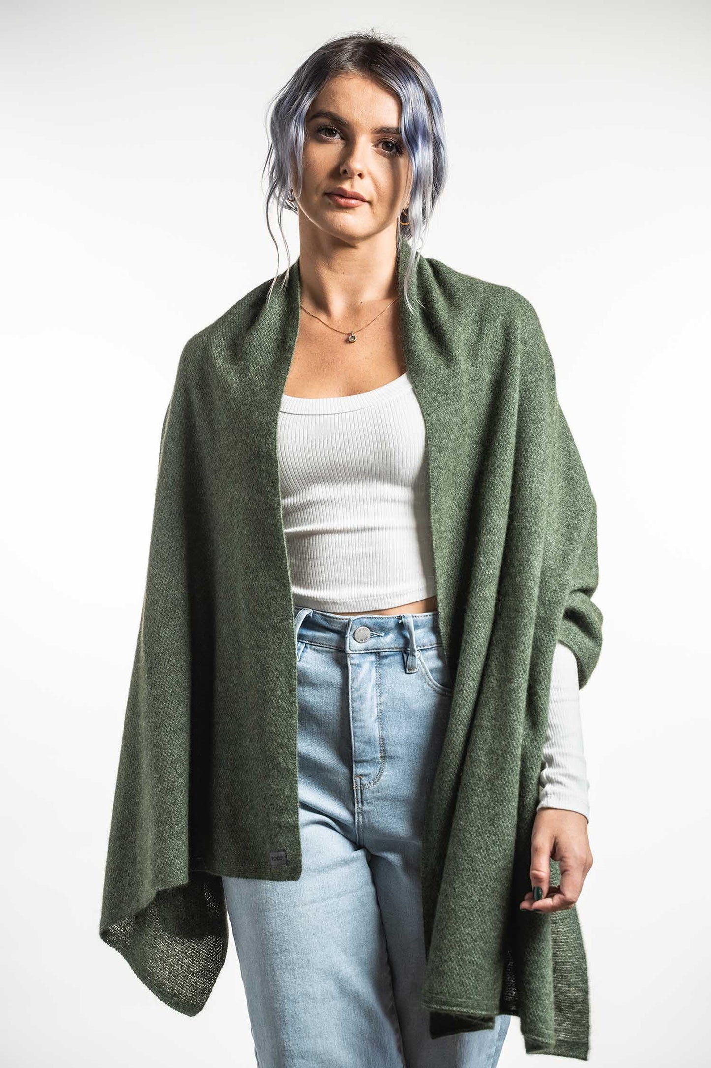 Koru Knitwear - KO518 Lightweight Moss Stitch Wrap